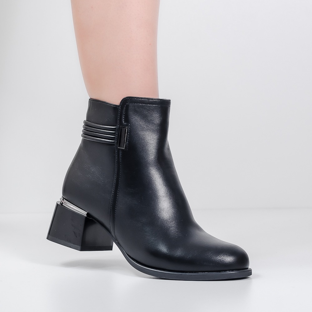 WhatsApp Image 2024-10-06 at 18.36.39 (2)